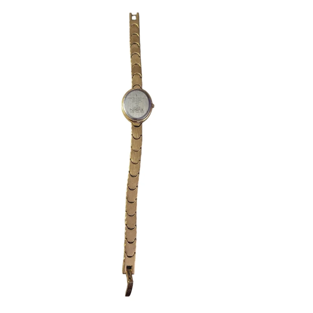 Elgin Ladies  Designer Watch Gold Tone 6 1/2 inches long‎ bracelet new battery
